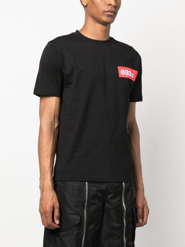 ⁦chest logo-print T-shirt⁩ - الصورة ⁦3⁩