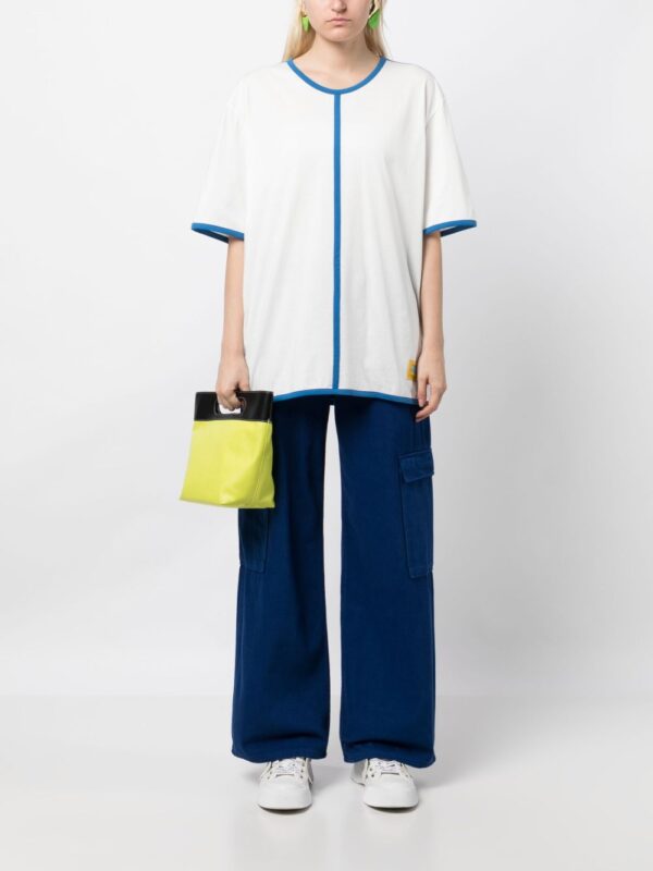 ⁦colour-block short-sleeve cotton T-shirt⁩ - الصورة ⁦2⁩