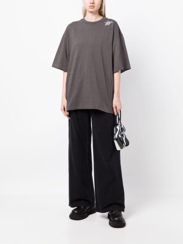 ⁦drop-shoulder cotton T-shirt⁩ - الصورة ⁦3⁩