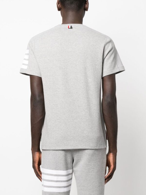 ⁦4-Bar short-sleeve T-shirt⁩ - الصورة ⁦2⁩