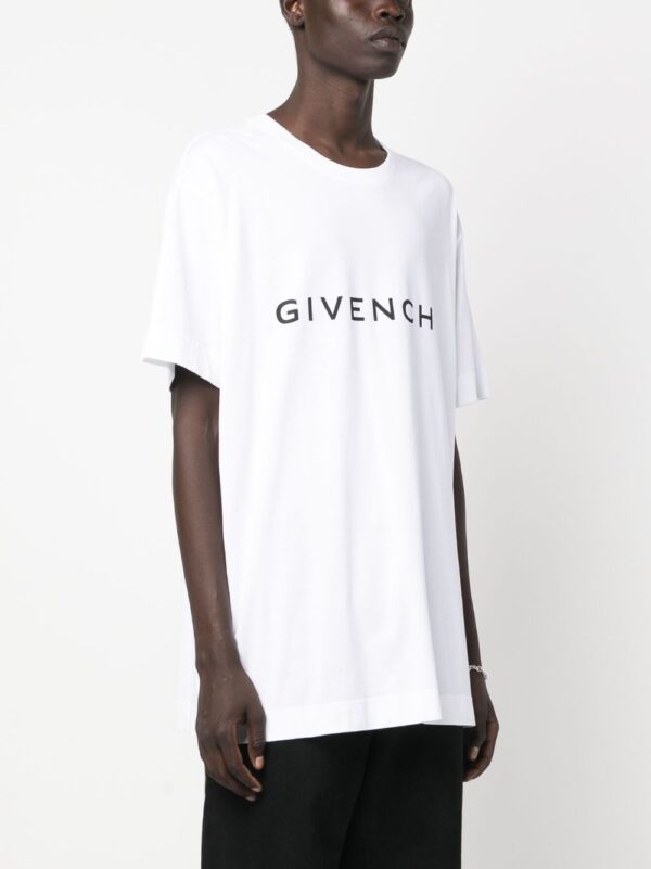 ⁦Archetype drop-shoulder T-shirt⁩ - الصورة ⁦3⁩