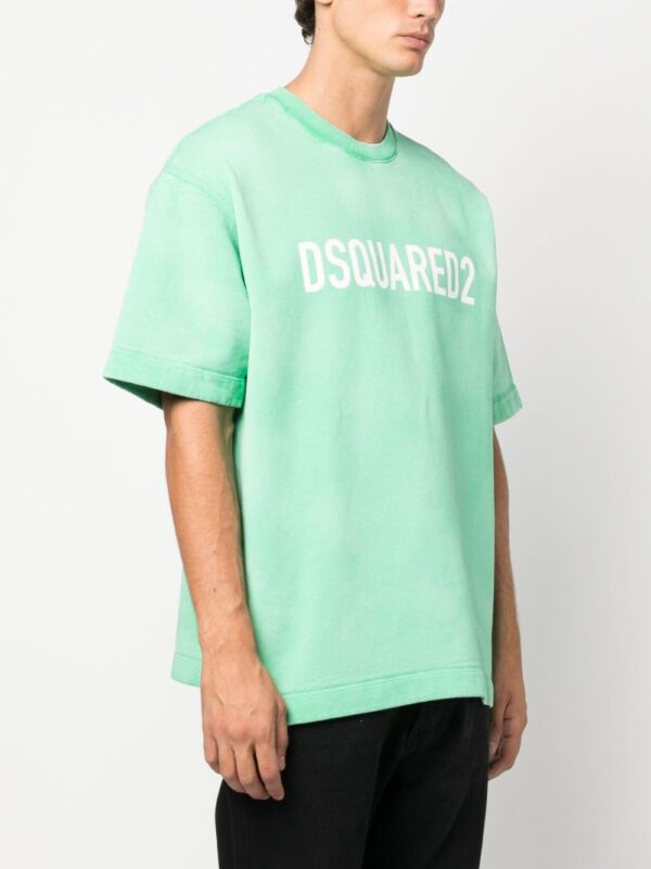 ⁦drop-shoulder cotton T-shirt⁩ - الصورة ⁦3⁩