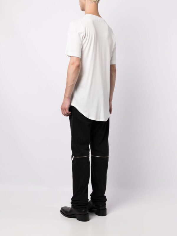 ⁦curved-hem cotton T-shirt⁩ - الصورة ⁦2⁩