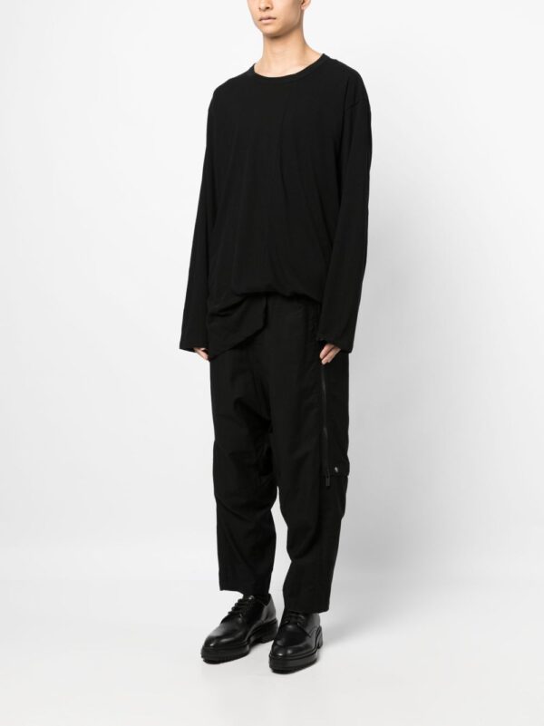 ⁦asymmetric cotton T-shirt⁩ - الصورة ⁦4⁩