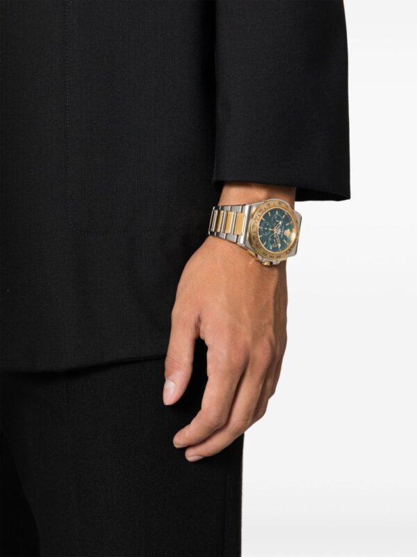 ⁦Versace ساعة 'غريكا إكستريم كرونو' 45 ملم⁩ - الصورة ⁦2⁩