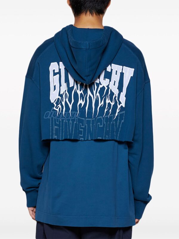 ⁦logo-print layered cotton hoodie⁩ - الصورة ⁦2⁩