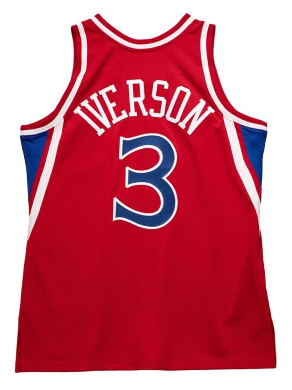 ⁦"NBA Philadelphia 76ers 96 Allen Iverson" authentic jersey⁩ - الصورة ⁦3⁩