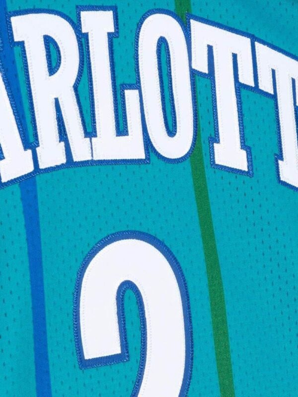 ⁦"NBA Charlotte Hornets 92 Larry Johnson" authentic road jersey⁩ - الصورة ⁦2⁩