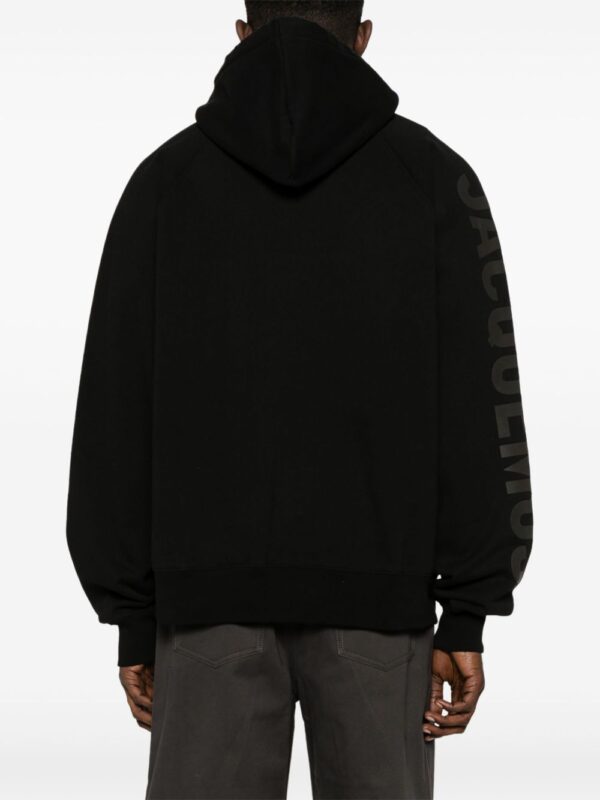 ⁦Le Hoodie Typo cotton top⁩ - الصورة ⁦2⁩
