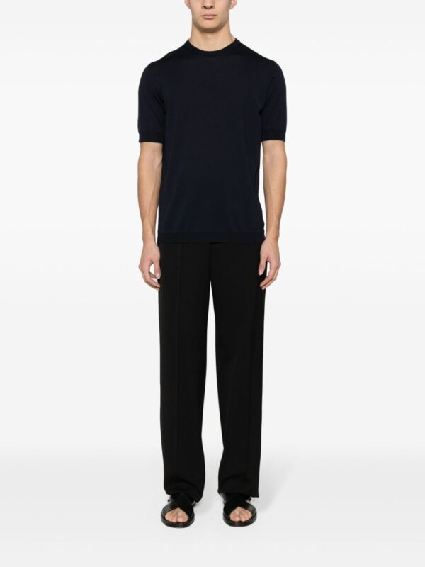 ⁦fine-knit merino wool top⁩ - الصورة ⁦4⁩