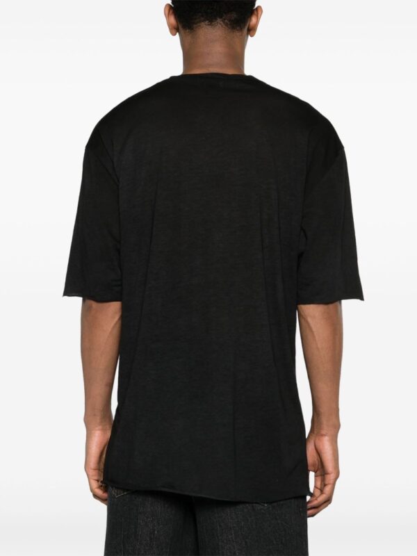 ⁦drop-shoulder cotton T-shirt⁩ - الصورة ⁦2⁩