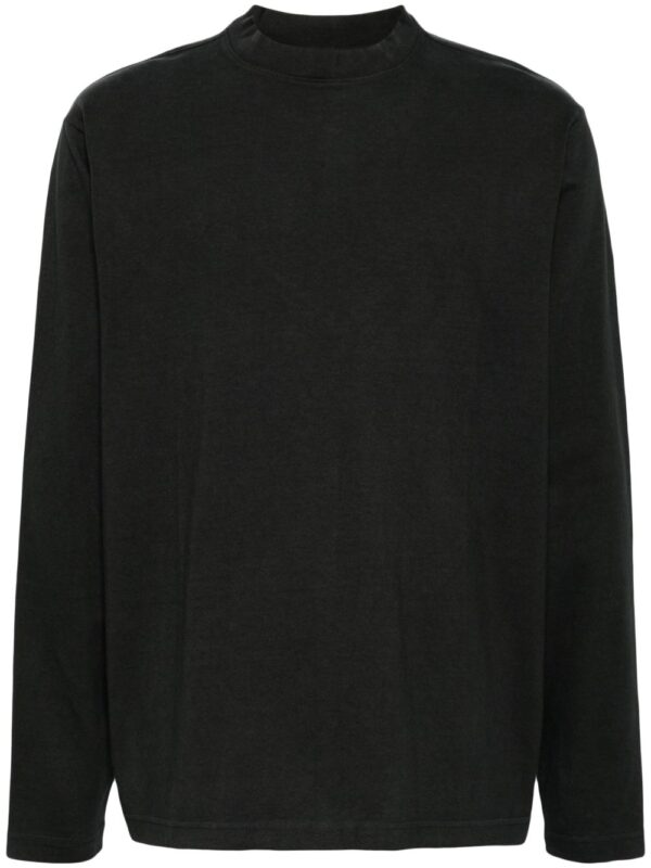 crew-neck long-sleeve T-shirt