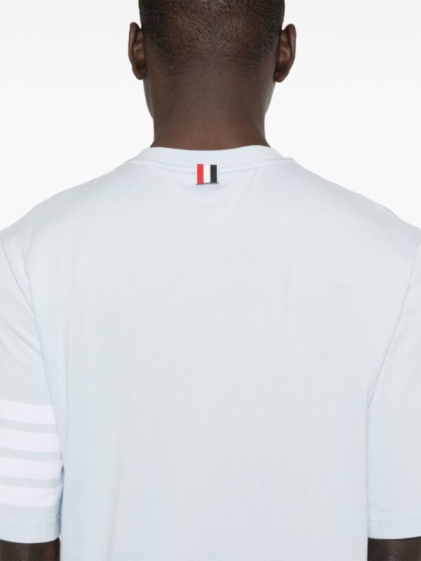 ⁦4 Bar T-shirt⁩ - الصورة ⁦2⁩
