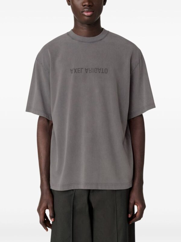 Distort T-shirt