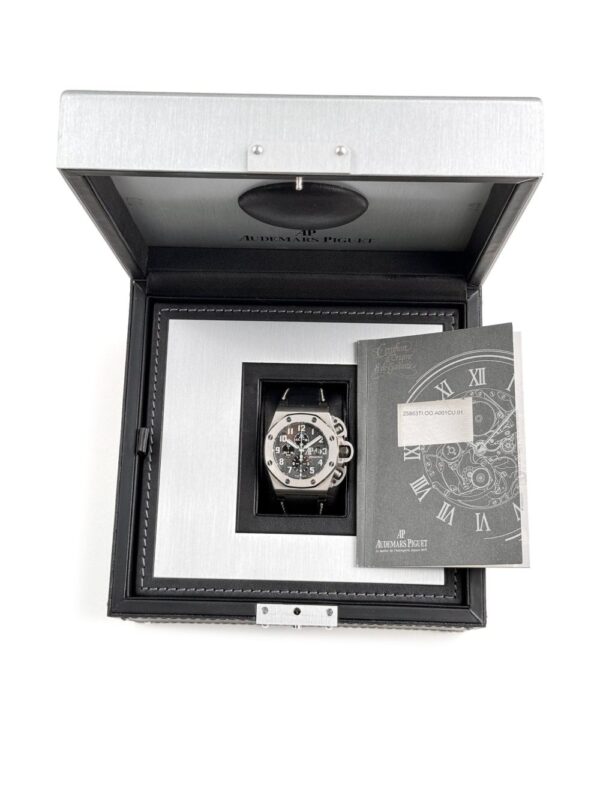⁦Audemars Piguet ساعة 'رويال أوك أوفشور كرونوغراف' كلاسيكية 48 ملم 2004⁩ - الصورة ⁦2⁩