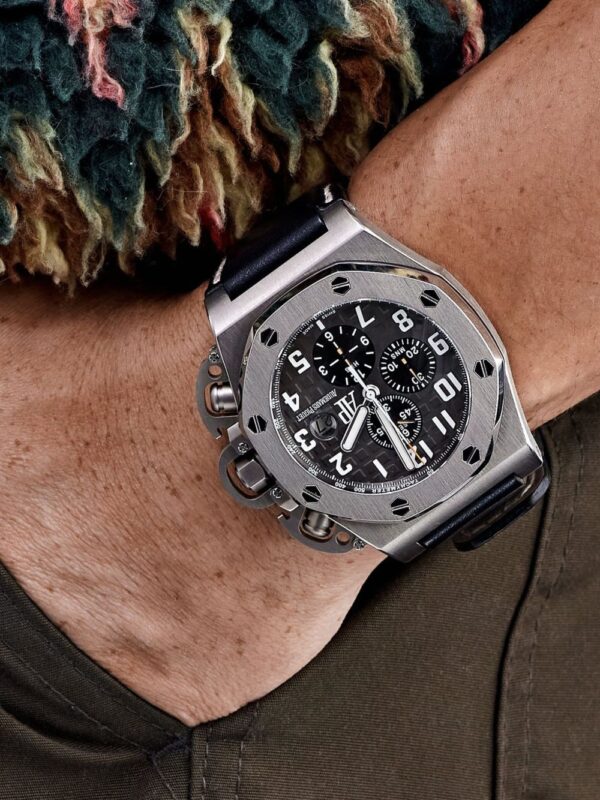 ⁦Audemars Piguet ساعة 'رويال أوك أوفشور كرونوغراف' كلاسيكية 48 ملم 2004⁩ - الصورة ⁦7⁩