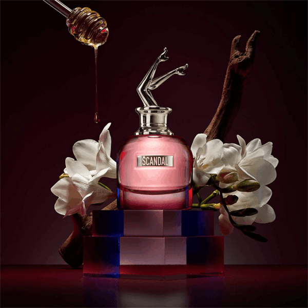 ⁦عطر سكاندال باي نايت من جين بول جولتير للنساء - او دي برفيوم انتنس⁩ - الصورة ⁦3⁩